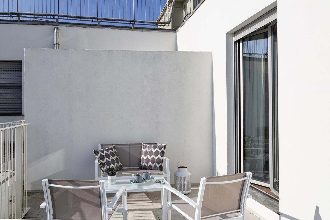 Deluxe By Wonderful Italy Apartment Genua